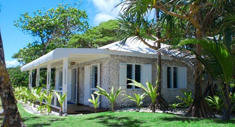 Tamanu on the Beach, Vanuatu - Premium Beachfront Coral Cottage